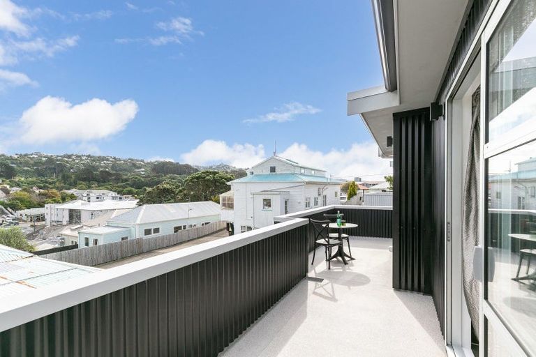 Photo of property in 51b Herald Street, Berhampore, Wellington, 6023