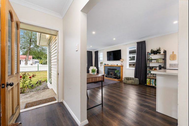 Photo of property in 33 Camden Street, Feilding, 4702