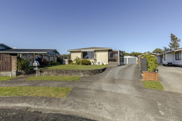 Photo of property in 18 Jade Place, Bell Block, New Plymouth, 4312