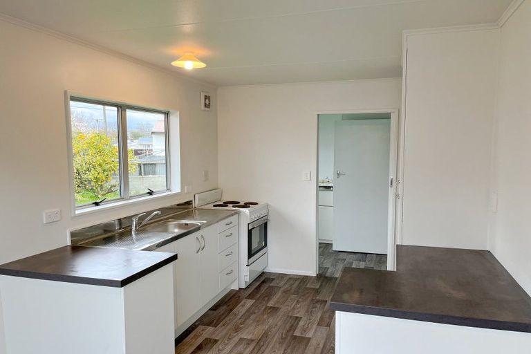 Photo of property in 108a Bartholomew Road, Levin, 5510