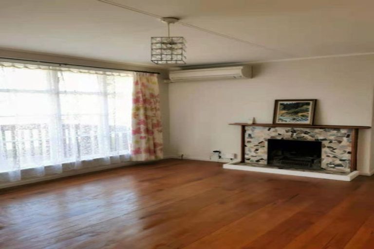Photo of property in 1/17 Astley Avenue, New Lynn, Auckland, 0600