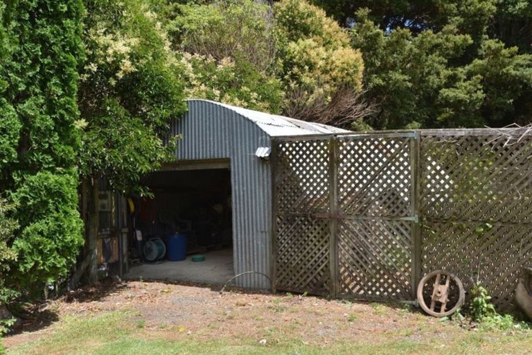 Photo of property in 60 Owhiwa Road, Parua Bay, Onerahi, 0192