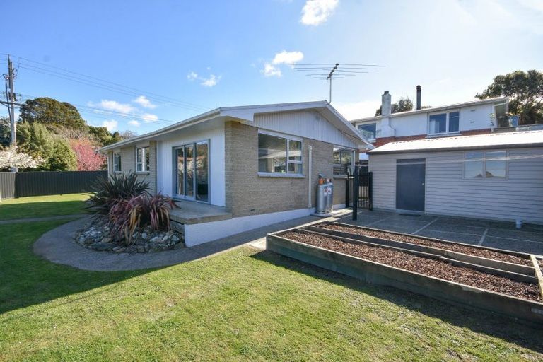 Photo of property in 2 Kaira Street, Sawyers Bay, Port Chalmers, 9023