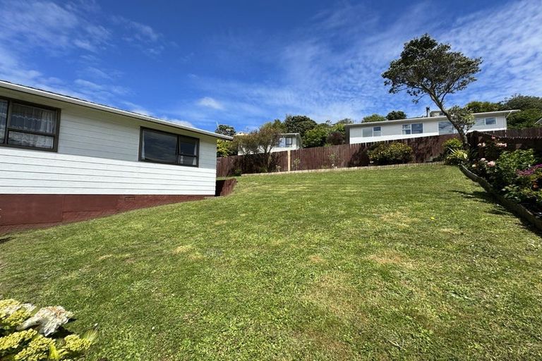 Photo of property in 43 Cortina Avenue, Johnsonville, Wellington, 6037