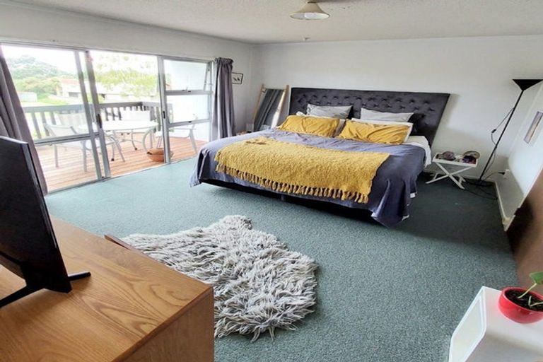 Photo of property in 345 Royal Road, Massey, Auckland, 0614