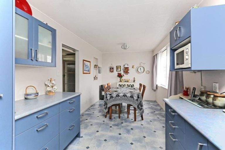 Photo of property in 2/409 Southland Road, Hastings, 4122