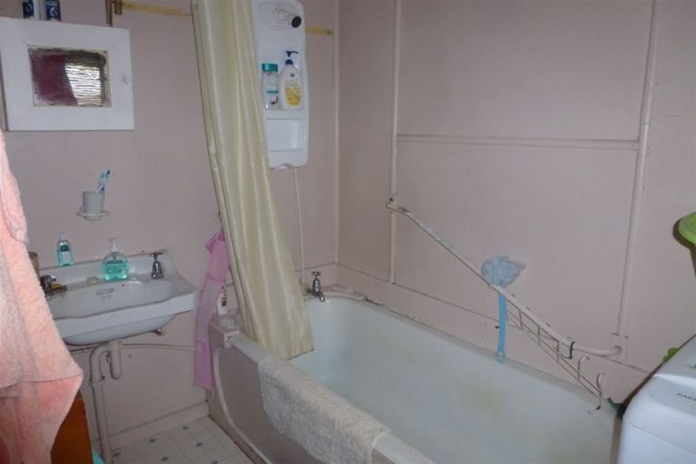 Photo of property in 54 Blake Street, Blaketown, Greymouth, 7805