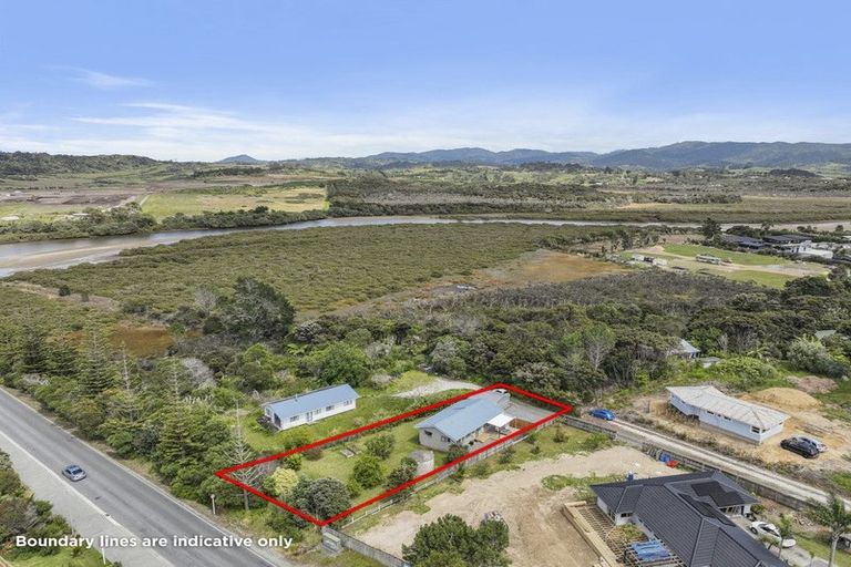 Photo of property in 4 Thelma Road, Mangawhai Heads, Mangawhai, 0505