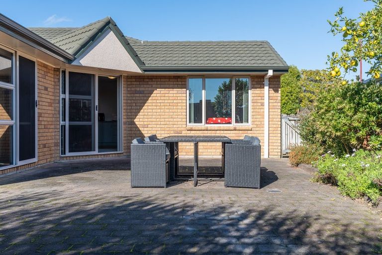 Photo of property in 16 Callum Brae Drive, Rototuna, Hamilton, 3210