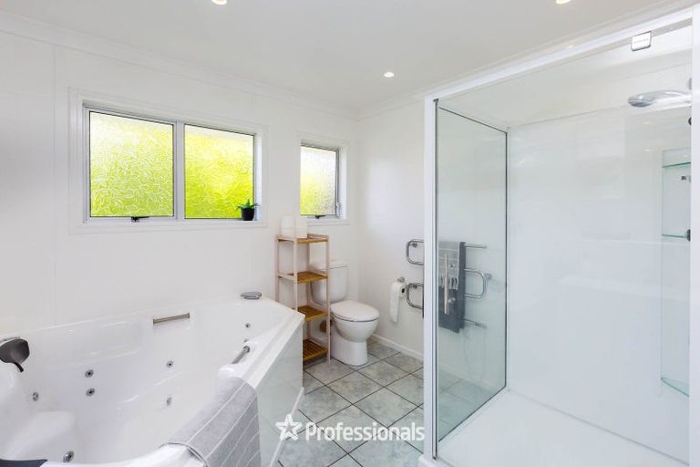 Photo of property in 9 Clinker Grove, Silverstream, Upper Hutt, 5019