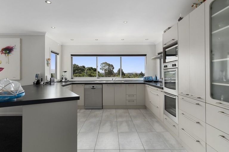 Photo of property in 12 Haden Place, Omokoroa, 3114