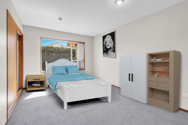 Photo of property in 9 Elmtree Close, Parklands, Christchurch, 8083