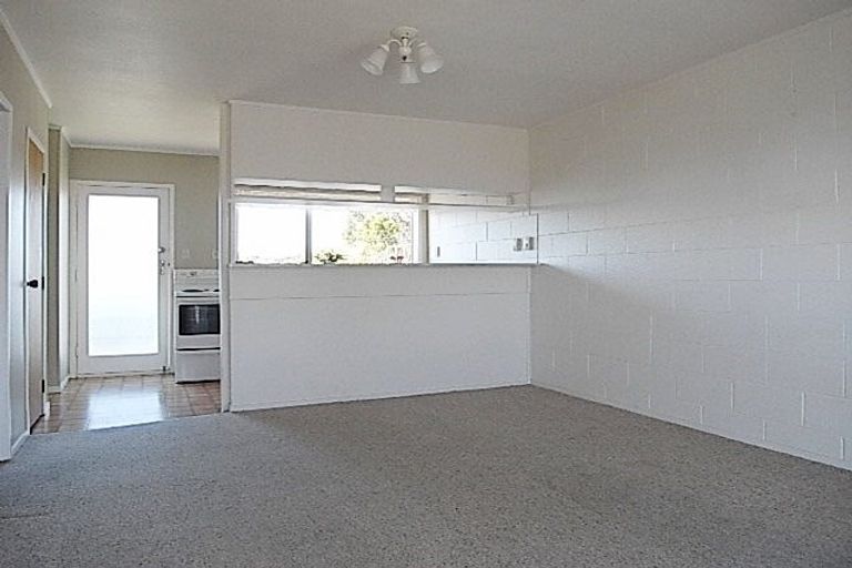 Photo of property in 7/15 Lloyd Avenue, Mount Albert, Auckland, 1025