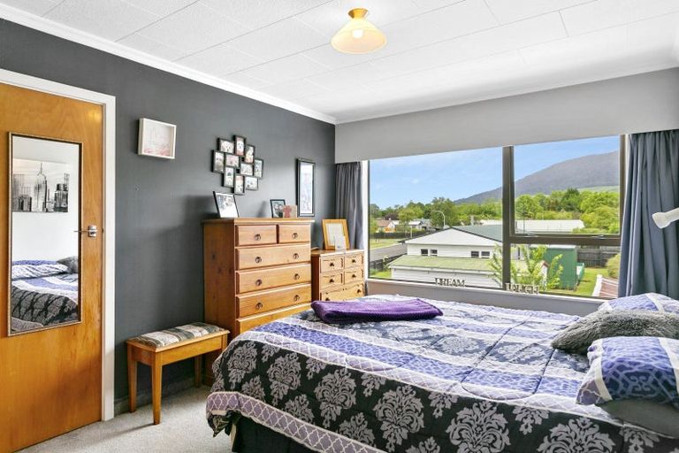 Photo of property in 24 Raukura Street, Turangi, 3334
