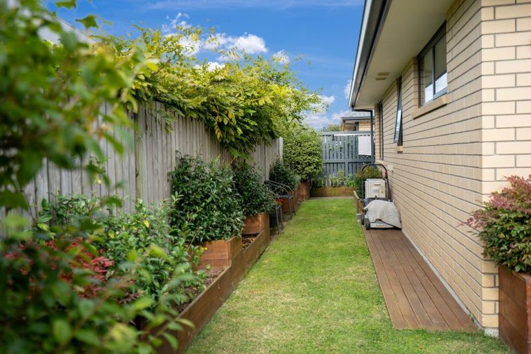 Photo of property in 11 Clifford Close, Leamington, Cambridge, 3432
