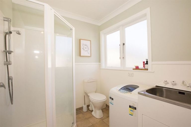 Photo of property in 90 College Street, Awapuni, Palmerston North, 4412