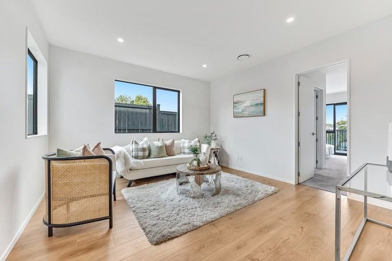 Photo of property in 11 Alexandra Street, Riverhead, 0820