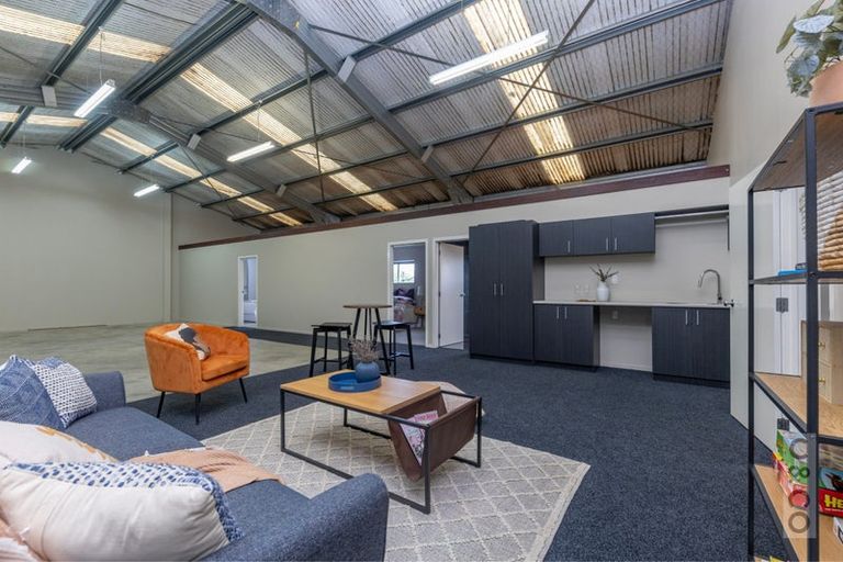 Photo of property in 69a Waikoukou Valley Road, Waimauku, 0882