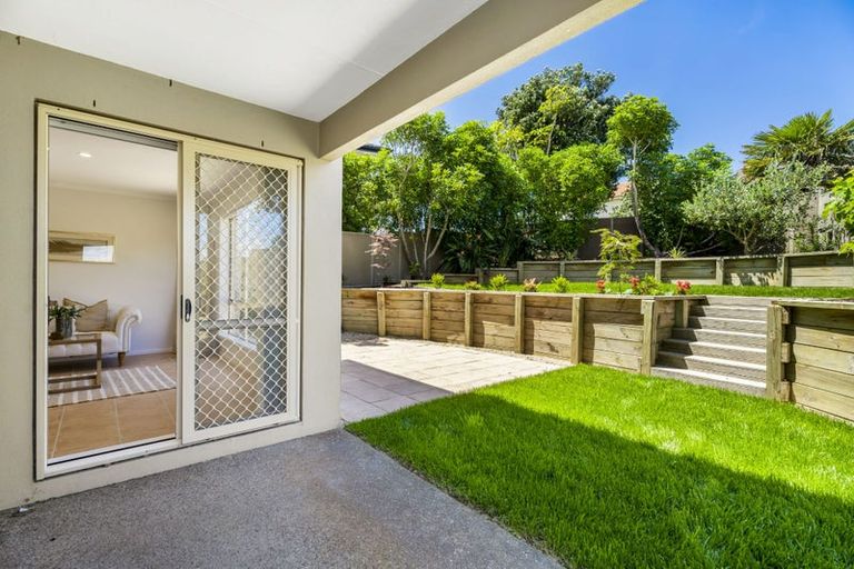 Photo of property in 31 Nautilus Drive, Gulf Harbour, Whangaparaoa, 0930