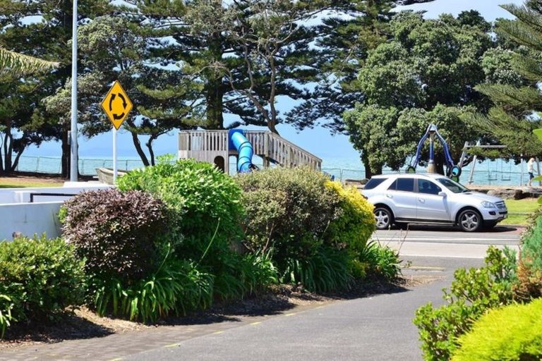 Photo of property in 2/274 Hibiscus Coast Highway, Orewa, 0931