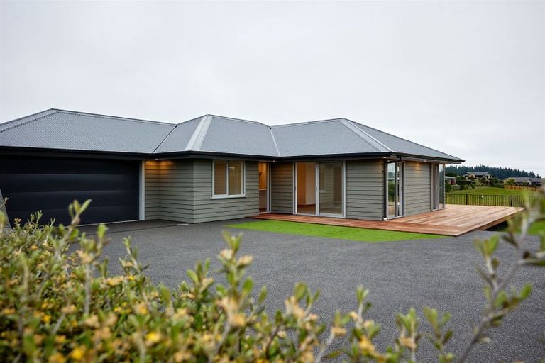 Photo of property in 29 Knowles Crescent, Kaikoura Flat, Kaikoura, 7371