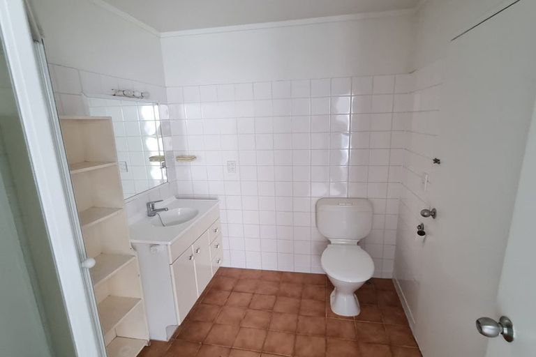 Photo of property in 8 Girton Terrace, Mount Cook, Wellington, 6021