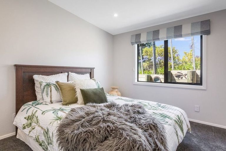 Photo of property in 1 Wheelhouse Lane, Whitby, Porirua, 5024