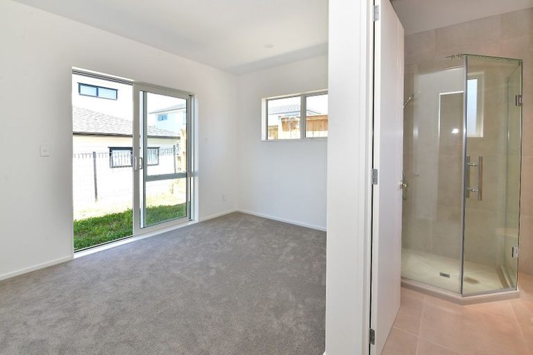 Photo of property in 29 Johns Creek Crescent, Silverdale, 0932