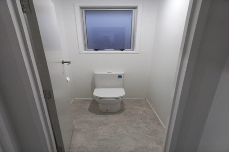 Photo of property in 2/306 Wellington Road, Wainuiomata, Lower Hutt, 5014