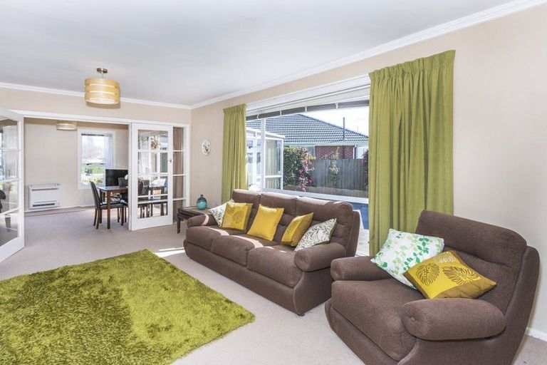 Photo of property in 5 Merle Place, Somerfield, Christchurch, 8024