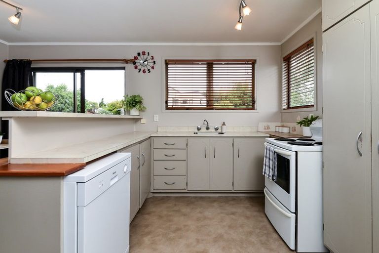 Photo of property in 45 Lachlan Drive, Dinsdale, Hamilton, 3204