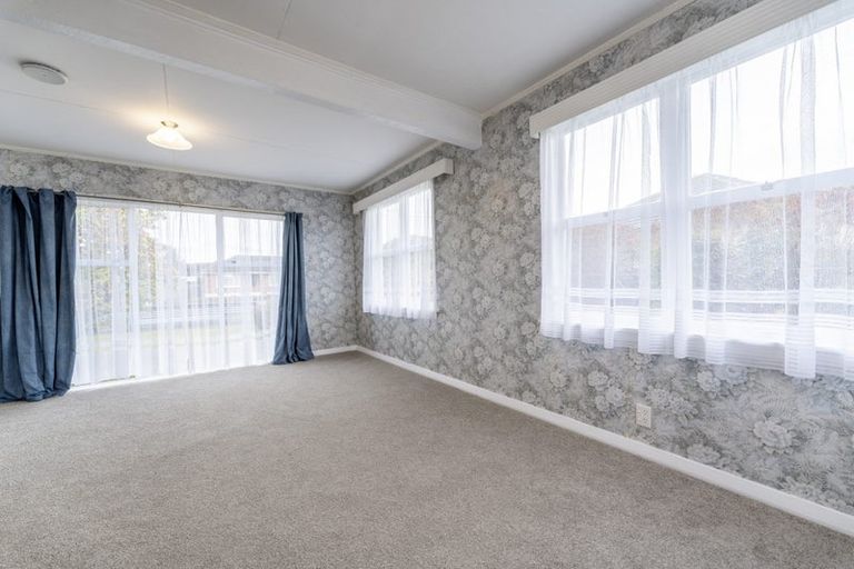 Photo of property in 15 Rugby Street, Waimate, 7924