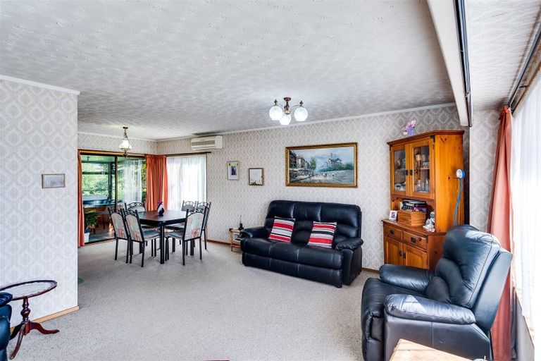 Photo of property in 56 Townshend Crescent, Greenmeadows, Napier, 4112