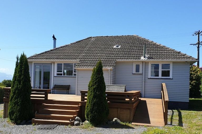Photo of property in 16 Davidson Terrace, Kaikoura, 7300