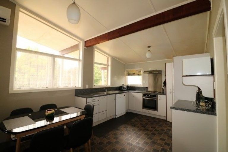 Photo of property in 7 Oxford Street, Tirau, 3410