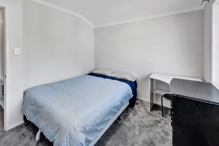 Photo of property in 44 Belt Road, Moturoa, New Plymouth, 4310