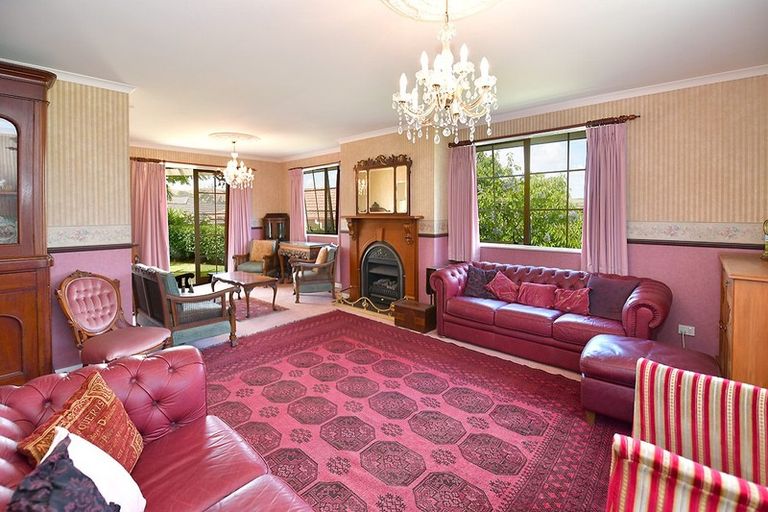 Photo of property in 4 Amberly Rise, Helensville, 0800