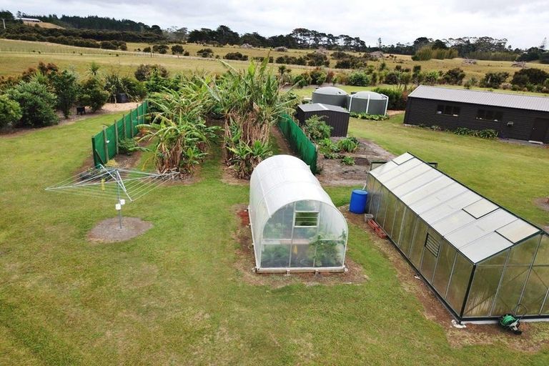 Photo of property in 4037 Far Road North, Pukenui, Kaitaia, 0484