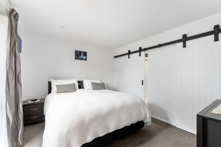 Photo of property in 5 Ella Lane, Green Island, Dunedin, 9018