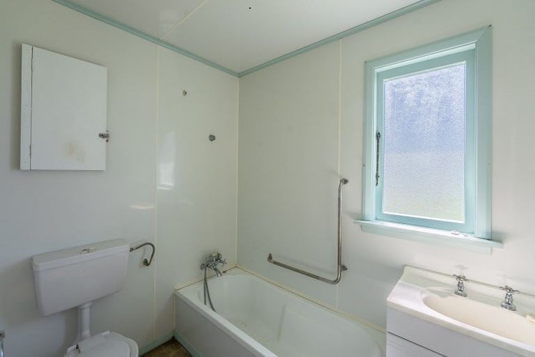 Photo of property in 229 Rangiuru Road, Otaki, 5512