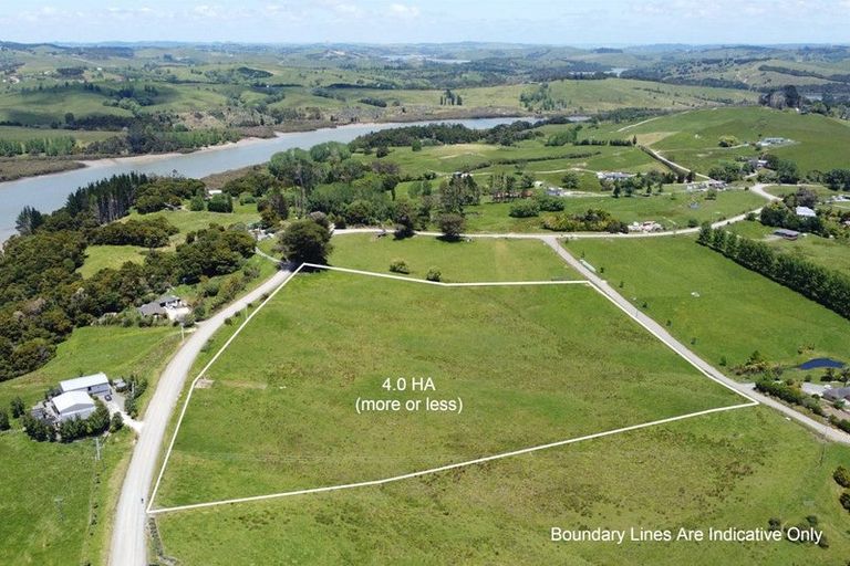 Photo of property in 208 Mountain Road, Maungaturoto, 0587