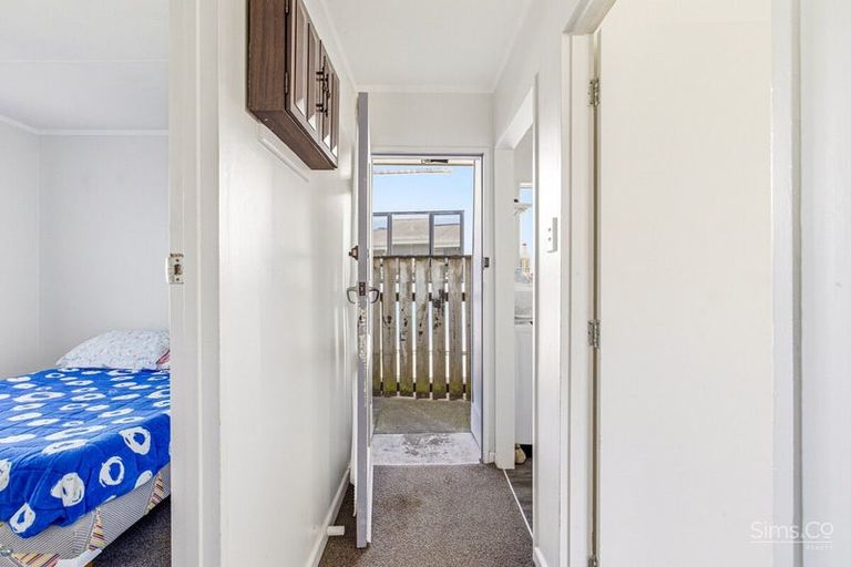 Photo of property in 18c Mosston Road, Castlecliff, Whanganui, 4501