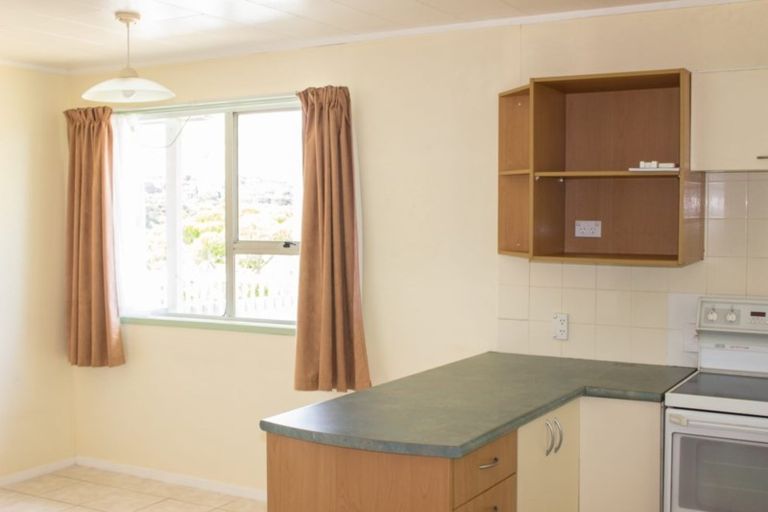 Photo of property in 27 Pipitea Place, Massey, Auckland, 0614