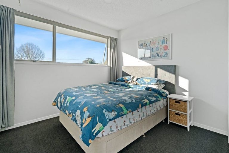 Photo of property in 1/6 Croziers Road, St Albans, Christchurch, 8052