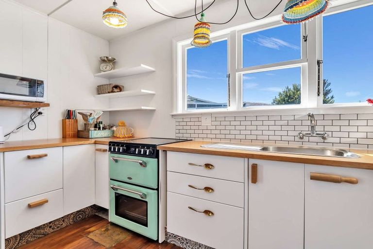 Photo of property in 15 Rimu Street, Edgecumbe, 3120