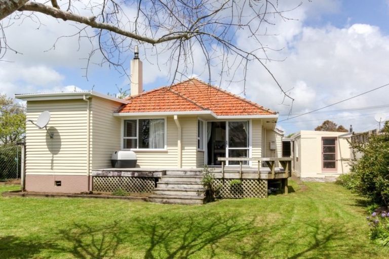 Photo of property in 47 Drake Street, Vogeltown, New Plymouth, 4310
