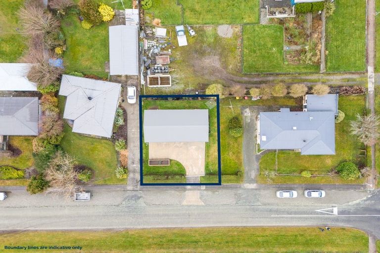 Photo of property in 26 Kent Street, Riversdale, 9776