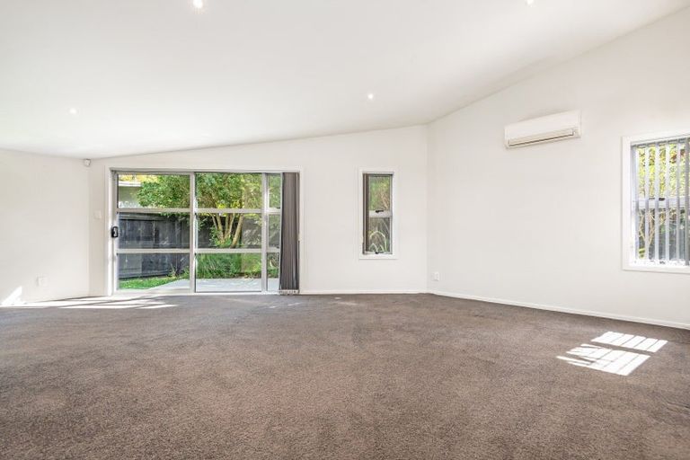 Photo of property in 120 Heretaunga Street, Palmerston North, 4414