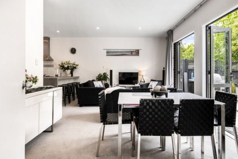 Photo of property in 12/11 The Avenue, Albany, Auckland, 0632