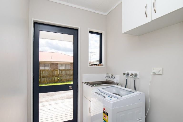 Photo of property in 3 Madgwick Place, Ngatea, 3503